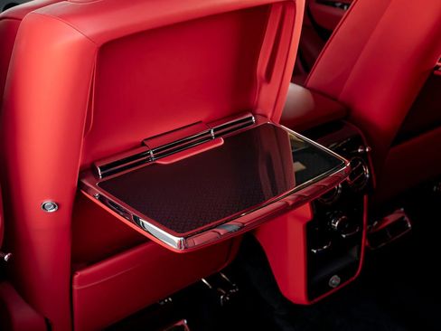 Certified 2024 Rolls-Royce Cullinan Black Badge w/ Dark Exterior Package AWD/4WD image 16