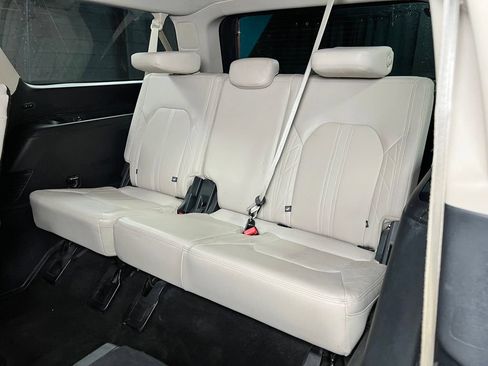 Used 2023 Ford Expedition Max Platinum AWD/4WD image 21