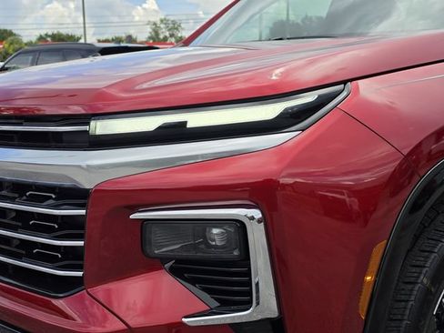 New 2026 Chevrolet Traverse High Country AWD/4WD image 9