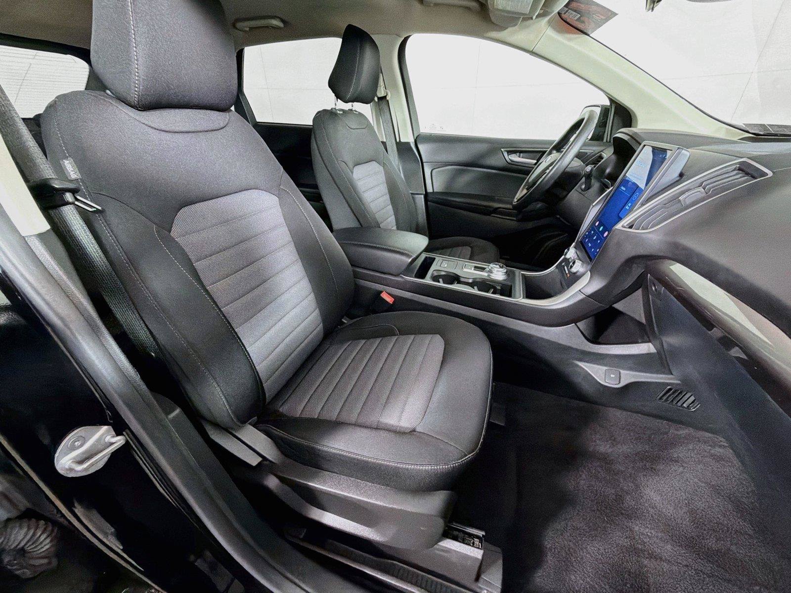 Used 2023 Ford Edge SE w/ Black Appearance Package AWD/4WD image 29