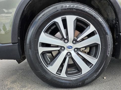 Used 2018 Subaru Outback 3.6R Limited AWD/4WD image 22