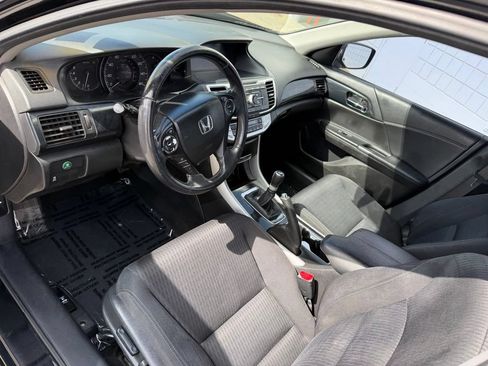 Used 2013 Honda Accord Sport image 2