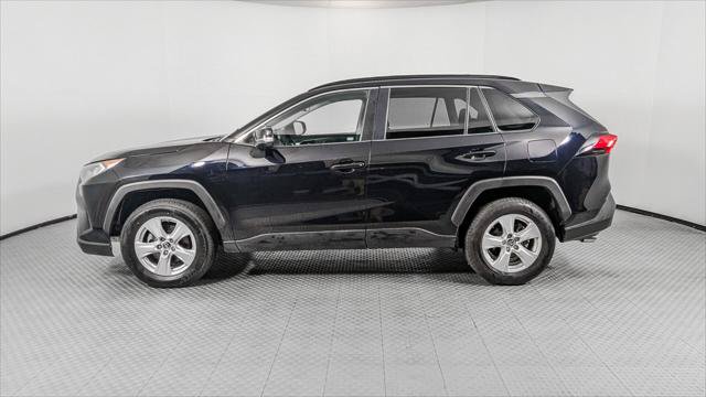 Used 2019 Toyota RAV4 XLE FWD image 3