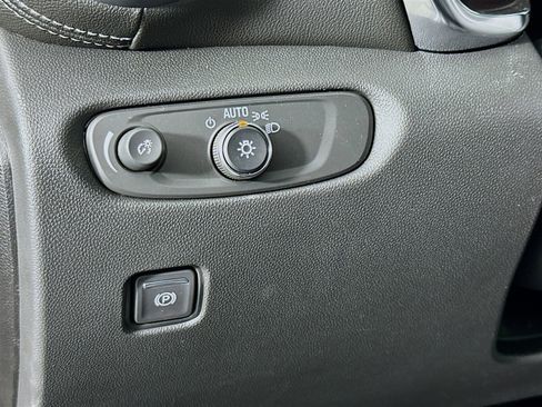 New 2025 Chevrolet Blazer LT w/ Midnight/Sport Edition image 10