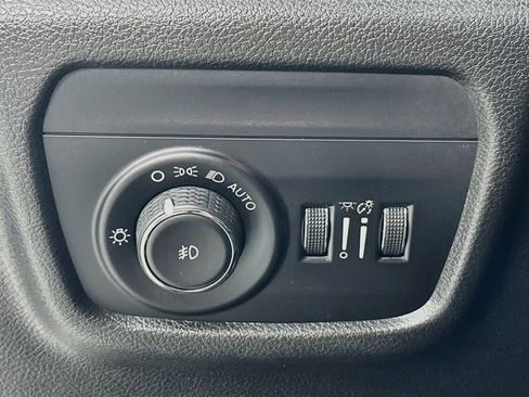 Used 2021 Jeep Grand Cherokee L Limited image 10