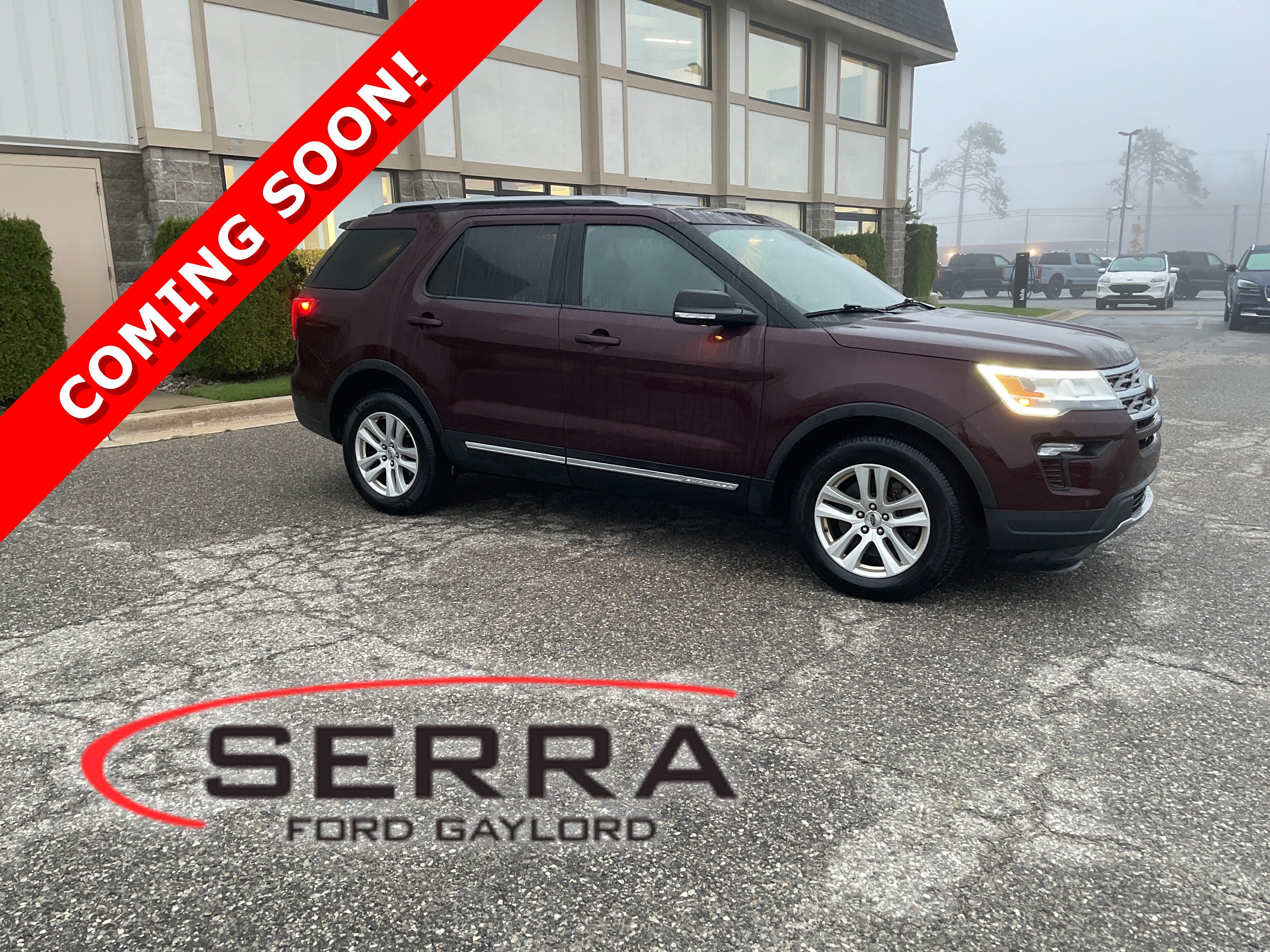 Used 2018 Ford Explorer XLT w/ Equipment Group 201A AWD/4WD image 1