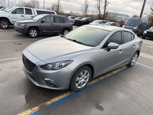 Used 2016 MAZDA MAZDA3 i Sport image 7
