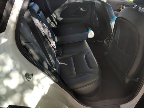 Used 2019 Kia Niro Touring image 20