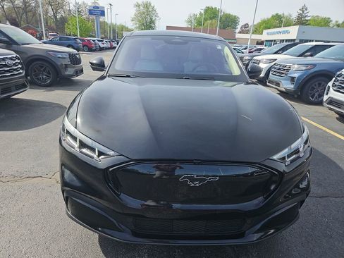 Used 2025 Ford Mustang Mach-E Premium AWD/4WD image 4