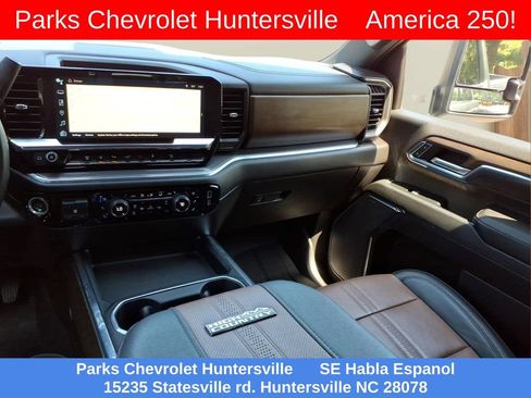 Certified 2024 Chevrolet Silverado 3500 High Country w/ High Country Premium Package AWD/4WD image 24