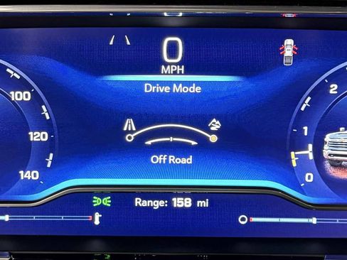 Used 2024 Chevrolet Silverado 3500 LT image 21