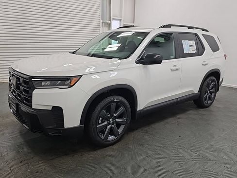 New 2026 Honda Pilot Sport image 4