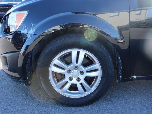 Used 2012 Chevrolet Sonic LT image 32