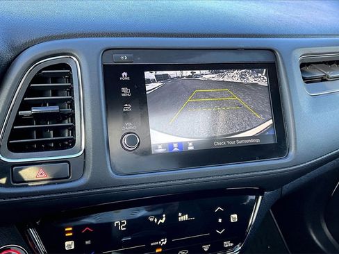 Used 2021 Honda HR-V EX image 13