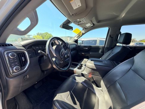 Used 2019 GMC Sierra 1500 SLT w/ SLT Premium Plus Package AWD/4WD image 3