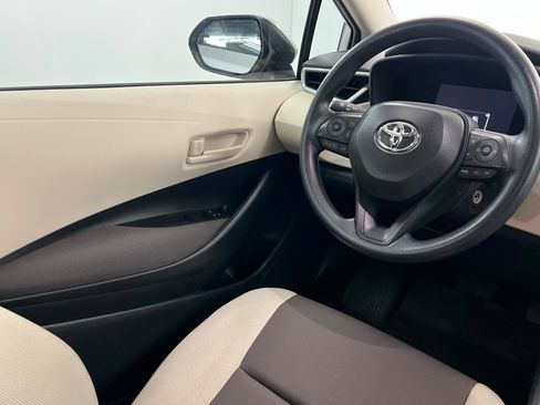 Used 2026 Toyota Corolla LE FWD image 12