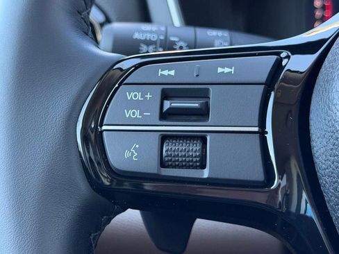 New 2026 Honda Pilot Touring image 19