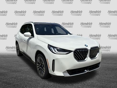 New 2026 BMW X3 xDrive30i w/ Premium Package AWD/4WD image 2