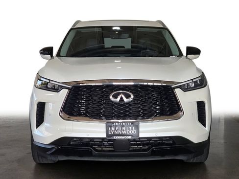 Certified 2023 INFINITI QX60 Luxe w/ Cargo Package AWD/4WD image 2