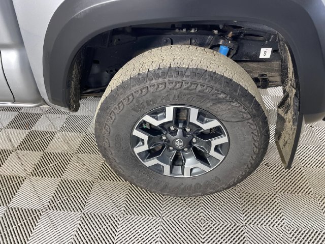 Used 2023 Toyota Tacoma TRD Off-Road AWD/4WD image 21