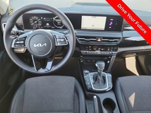Used 2024 Kia Seltos S FWD image 4