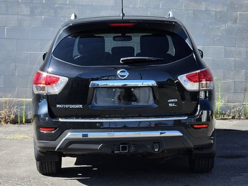 Used 2015 Nissan Pathfinder SL w/ SL Premium Package AWD/4WD image 4