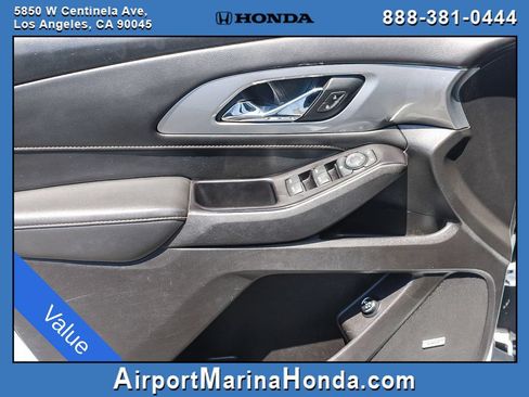 Used 2018 Chevrolet Traverse LT w/ LPO, Black Accent Package AWD/4WD image 20