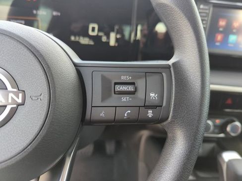 Certified 2025 Nissan Kicks S FWD image 37