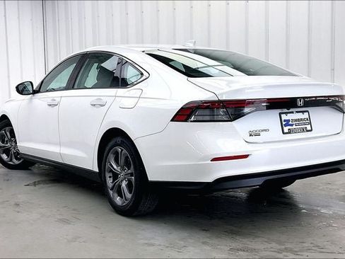 Certified 2024 Honda Accord EX image 11