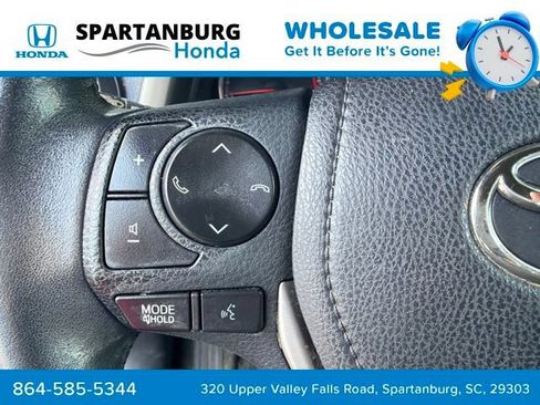 Used 2016 Toyota RAV4 SE FWD image 13