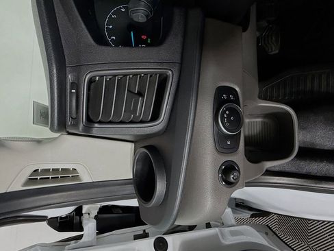 Used 2020 Ford Transit 350 XL image 19
