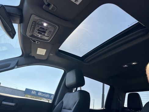 Used 2021 Chevrolet Silverado 1500 LTZ w/ LTZ Premium Package image 29