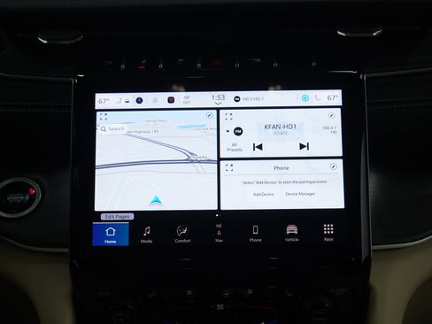 Used 2025 Jeep Grand Cherokee Limited w/ Luxury Tech Group II AWD/4WD image 15