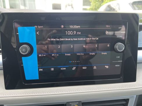 New 2025 Volkswagen Taos SE image 26