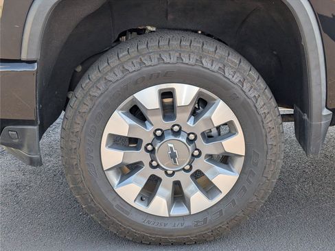 Used 2021 Chevrolet Silverado 2500 LTZ w/ Carhartt Edition AWD/4WD image 9