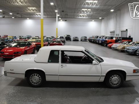Used 1992 Cadillac De Ville Coupe DeVille image 15