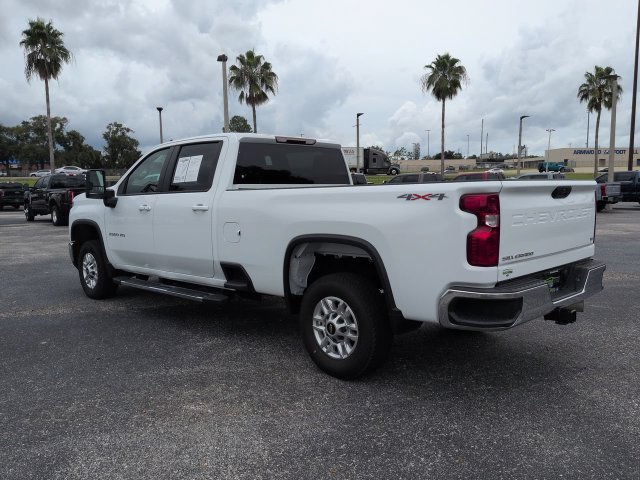 Used 2025 Chevrolet Silverado 2500 LT w/ Convenience Package AWD/4WD image 7