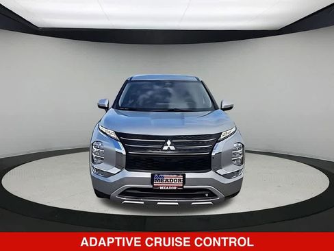 Used 2024 Mitsubishi Outlander SE FWD image 3