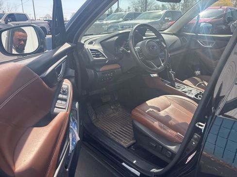 Used 2019 Subaru Forester Touring w/ Popular Package #3 AWD/4WD image 4