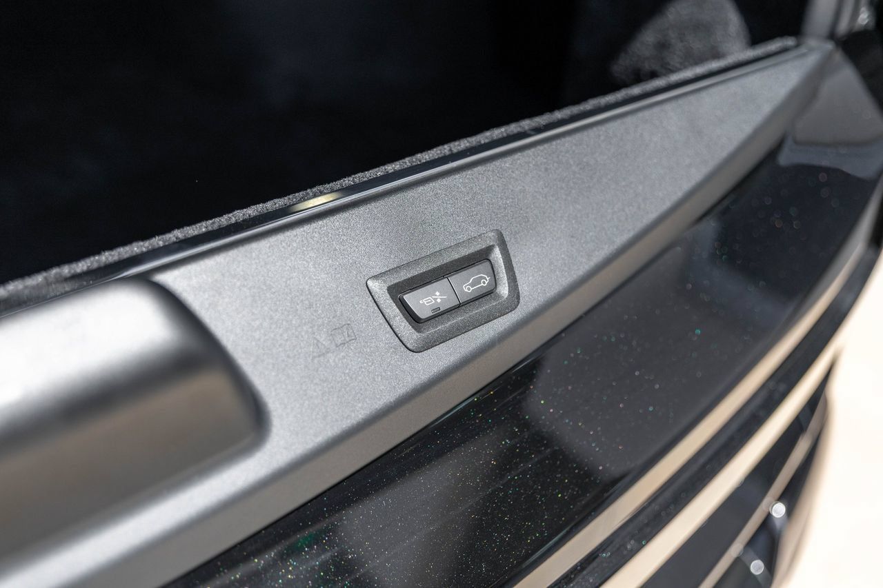 New 2027 Rolls-Royce Cullinan Black Badge AWD/4WD image 51