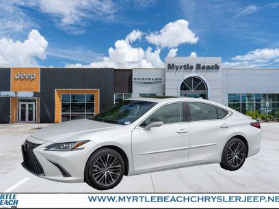 Used 2023 Lexus ES 250 w/ Premium Package