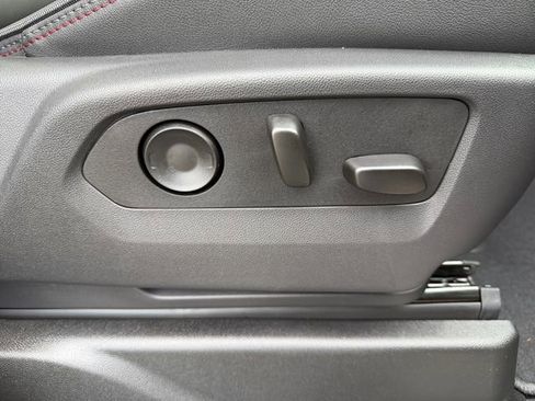 New 2026 Chevrolet Tahoe RST image 44