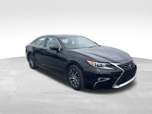 Used 2016 Lexus ES 350 image 1