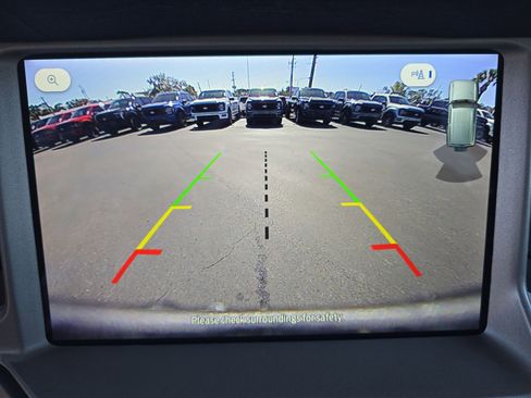 New 2025 Ford Bronco Outer Banks w/ Black Appearance Package image 16