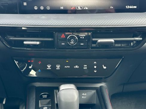 New 2026 Nissan Kicks SR w/ Cold Weather Package image 21