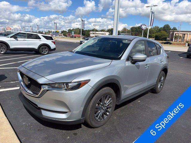 Used 2021 MAZDA CX-5 Touring FWD image 2