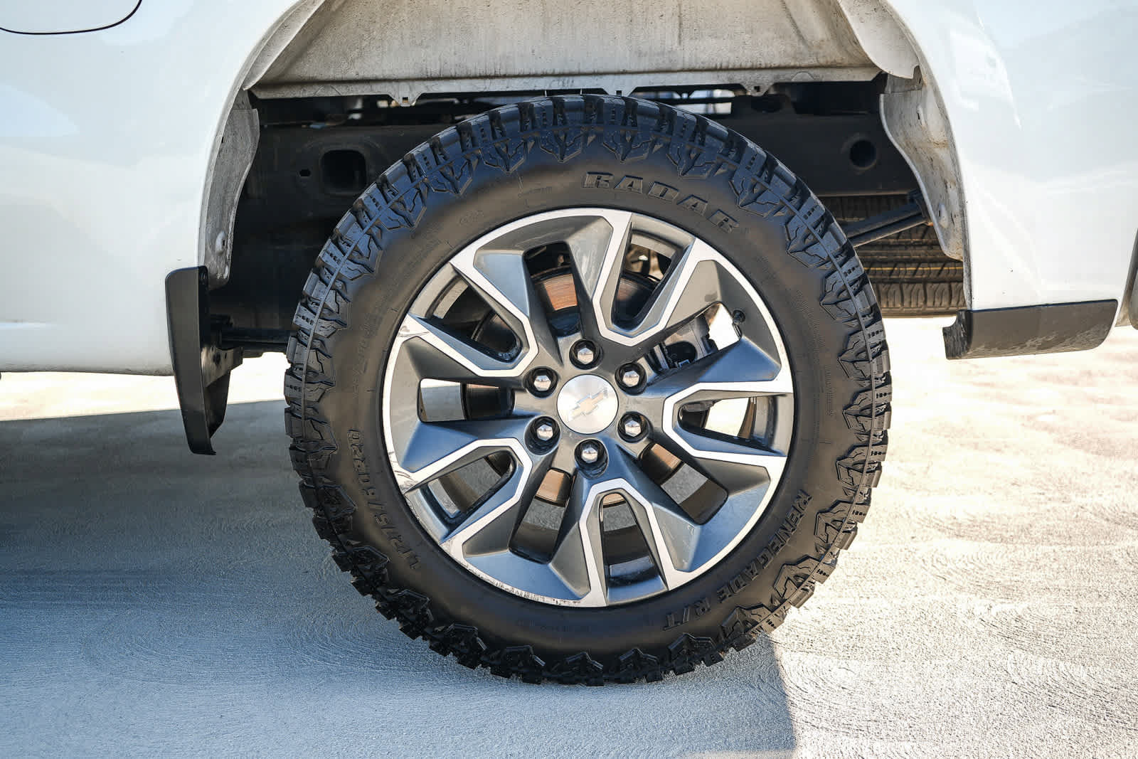 Used 2023 Chevrolet Silverado 1500 LT w/ All Star Edition Plus AWD/4WD image 10