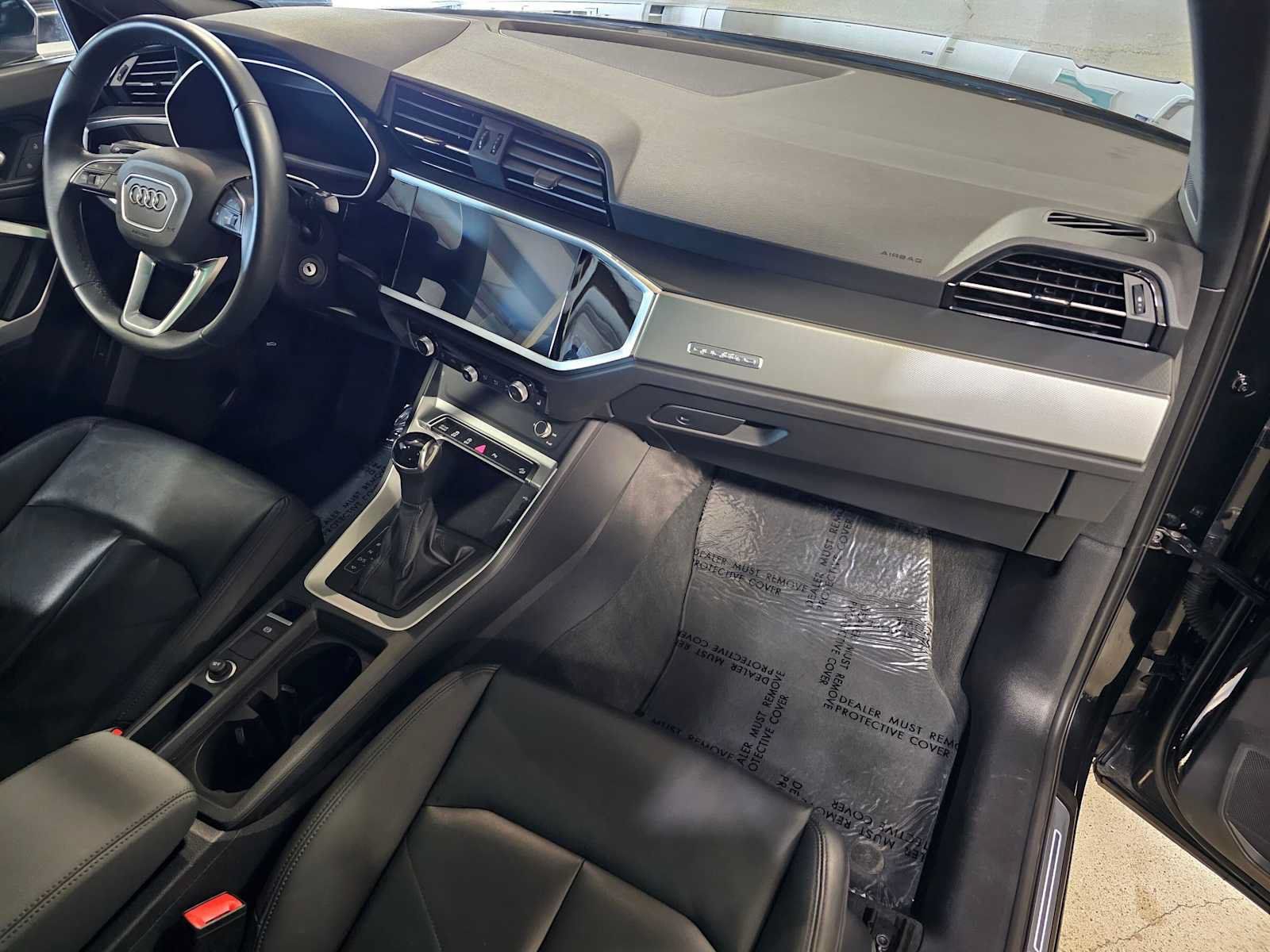 Used 2025 Audi Q3 2.0T Premium AWD/4WD image 11