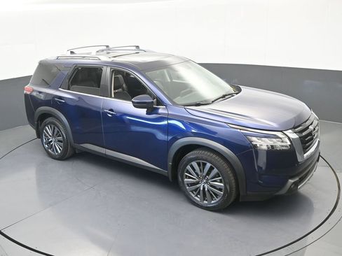 Used 2022 Nissan Pathfinder SL w/ SL Premium Package image 50