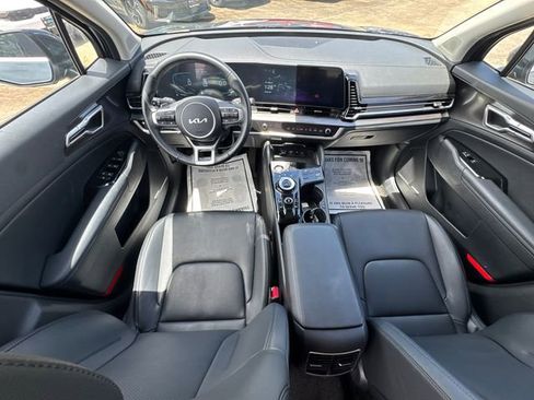 Used 2025 Kia Sportage EX AWD/4WD image 19